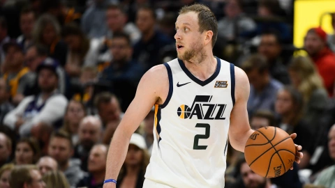 Portland Trail Blazers v Utah Jazz