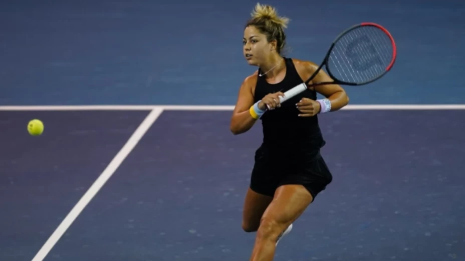 Renata Zarazúa se convierte en la primera mexicana en vencer a una top 10 en el US Open