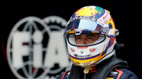 Checo Pérez en el GP de China