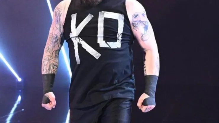 kevin-owens-regreso-wwe-17-meses-cuello.jpg