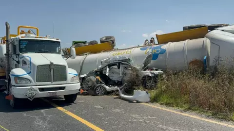 Se registra accidente vehicular en la carretera México-Pachuca.