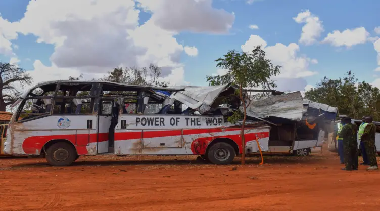 KENIA-CHOQUE DE AUTOBÚS