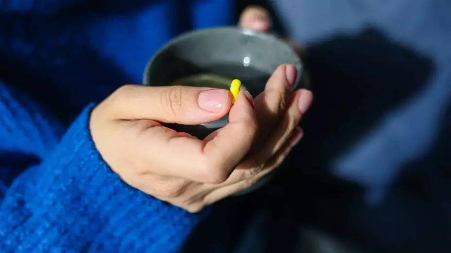 Beber líquidos ayuda a calmar la tos seca