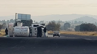 Choque fatal en carretera de Xaloztoc en Tlaxcala deja un muerto y varios heridos, hoy