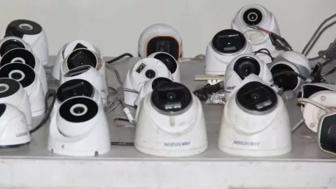 Retiran cámaras clandestinas en Culiacán