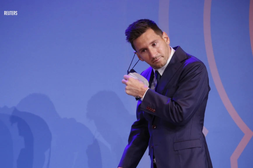 Lionel Messi se despide llorando del club Barcelona