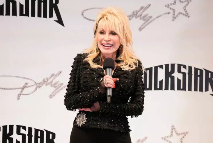 ¿Dolly Parton en el Super Bowl?