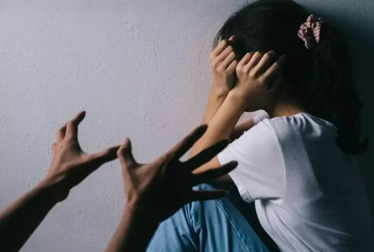 Niña se defiende de acoso sexual en Argentina