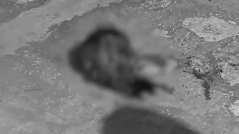 El ataque ocurrió tras una discusión por 200 pesos; el agresor fue detenido por la policía