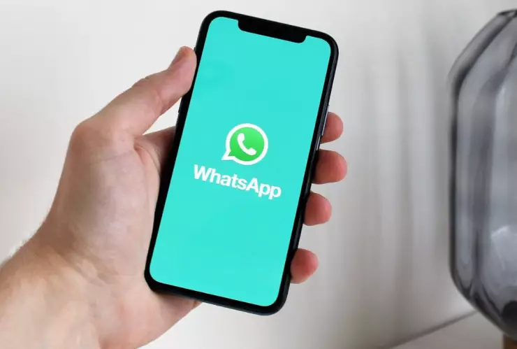 WhatsApp para iPhone: Nuevo truco para ver videos más rápido y en segundo plano