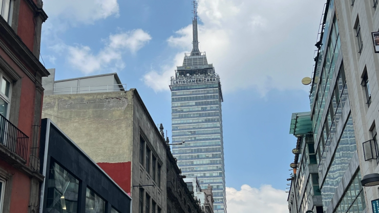 La-Torre-Latinoamericana-aprendió-a-temblar_-El-secreto-de-su-resistencia-a-los-devastadores-sismos.webp