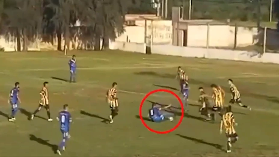 Muere futbolista Enzo Pittau de un infarto en pleno partido en Argentina, ¿cómo ocurrió.png