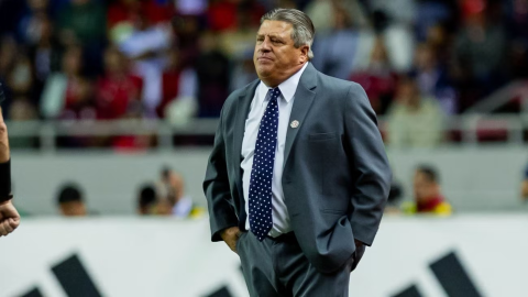 Piojo Herrera recibió una indemnización por su renuncia en Costa Rica