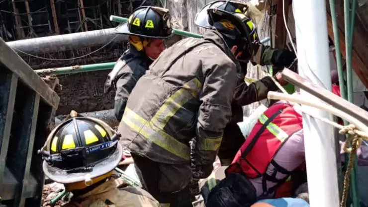 Derrumbe en Valle G&oacute;mez, CDMX