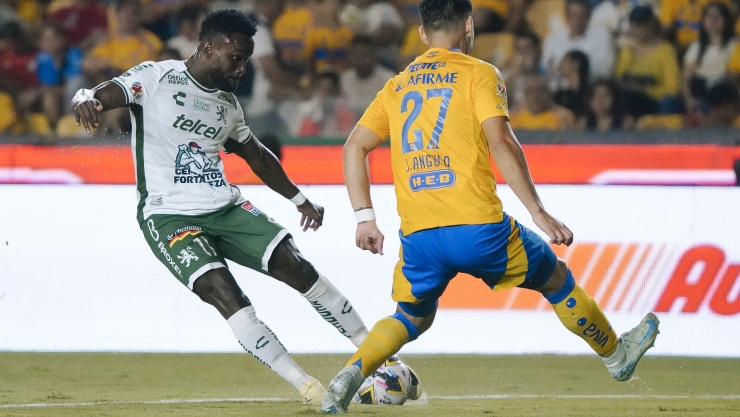 León vs Tigres 1.png