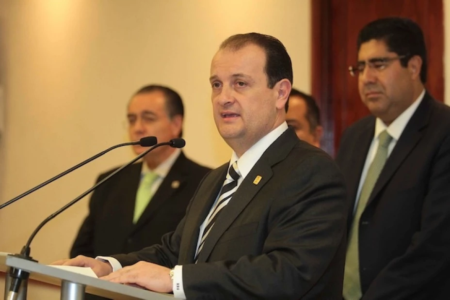 El Procurador general de Justicia del DF, Rodolfo Ríos Garza, anunció la detención de 2 hombres y una mujer por las indagatorias del caso ‘Heaven’