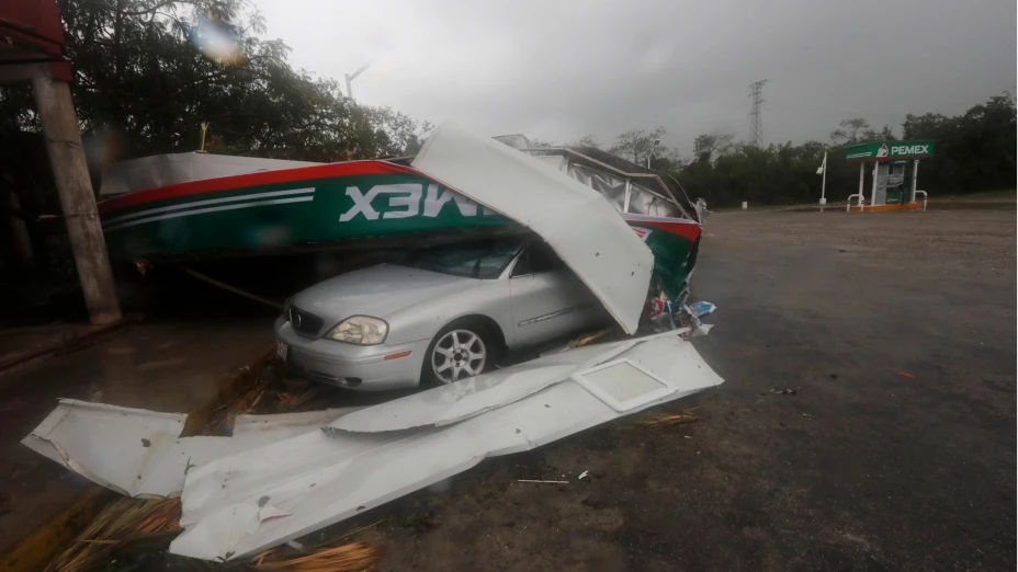 Huracán Grace causa daños en Playa del Carmen, Quintana Roo.