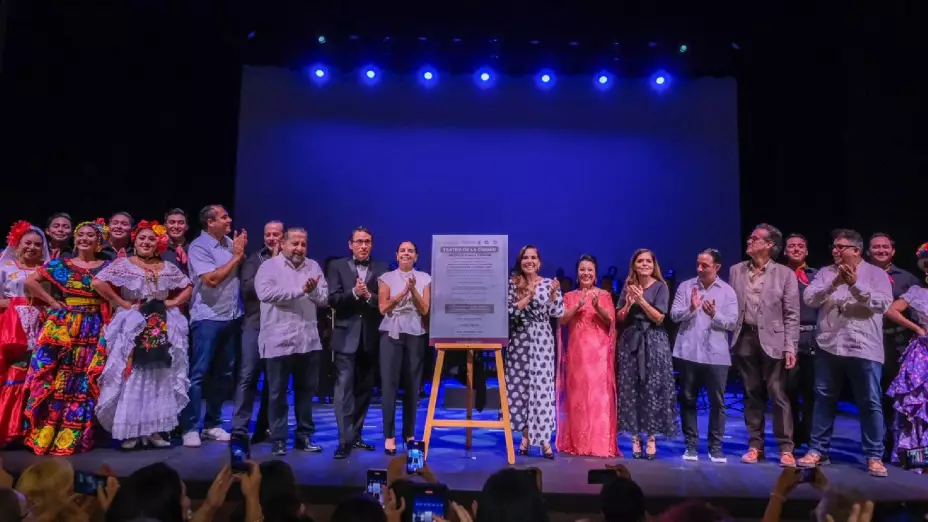 Inauguran el Teatro de la Ciudad de Cancún, un espacio para la reconstrucción del tejido social.jpg