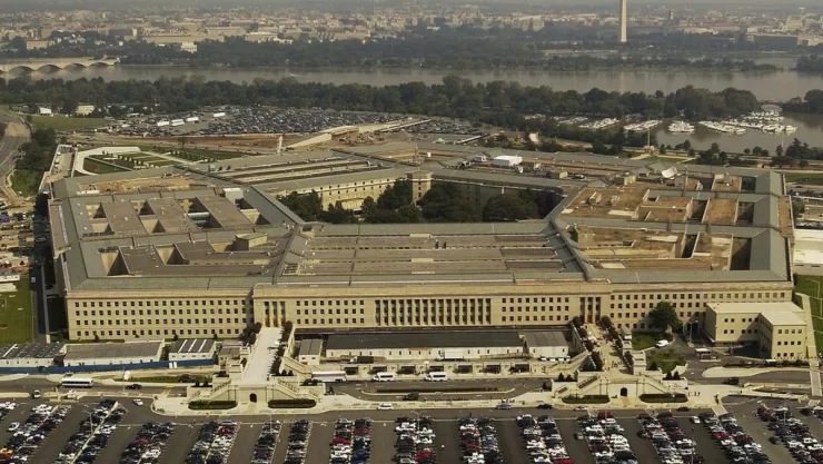 Ex oficiales afirman que EU oculta naves extraterrestres