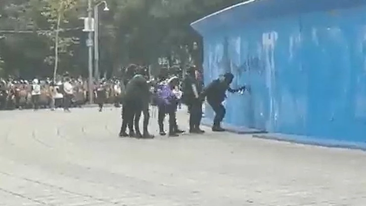 aborto_legal_encapuchadas_marcha