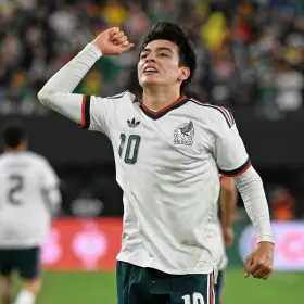 gil mora gol seleccion mexicana gol vs colombia