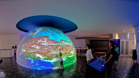 Ciclo Lun&aacute;tico en el Universum de la UNAM