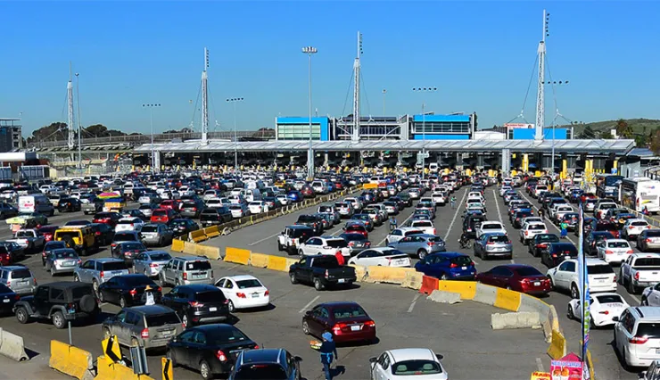 Linea-San-Ysidro.jpg