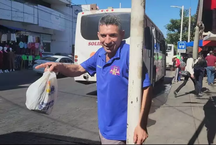 Javier, chofer de camión que se volvió viral