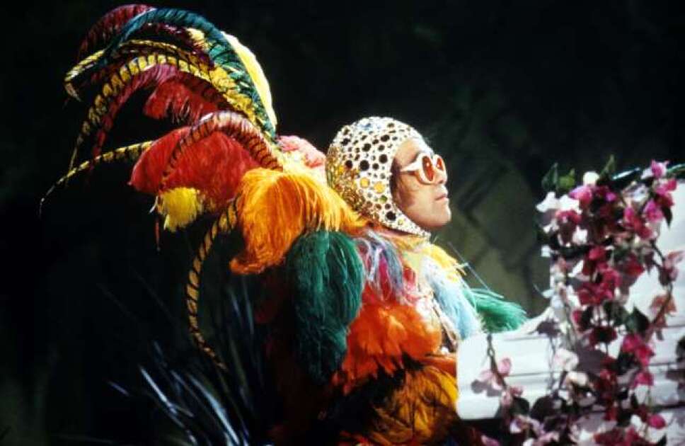 Traje de plumas de colores Foto Especial