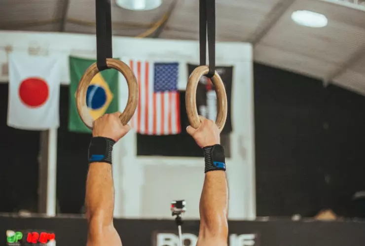 Sentencian a entrenador a 109 años de prisión por violar a gimnastas