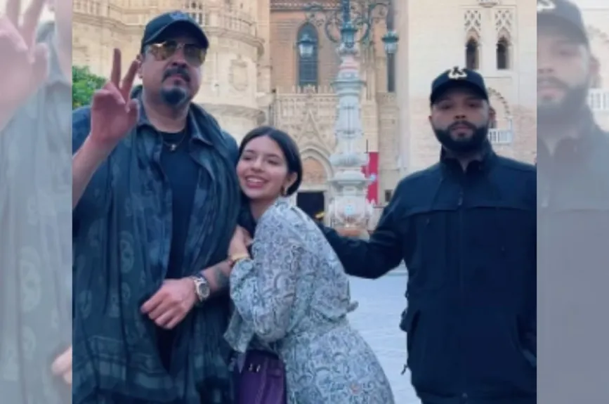 Pepe Aguilar y Ángela Aguilar (12).jpg