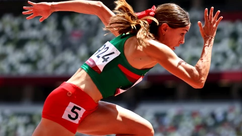 Paola Morán corre los 400m en Tokyo 2020