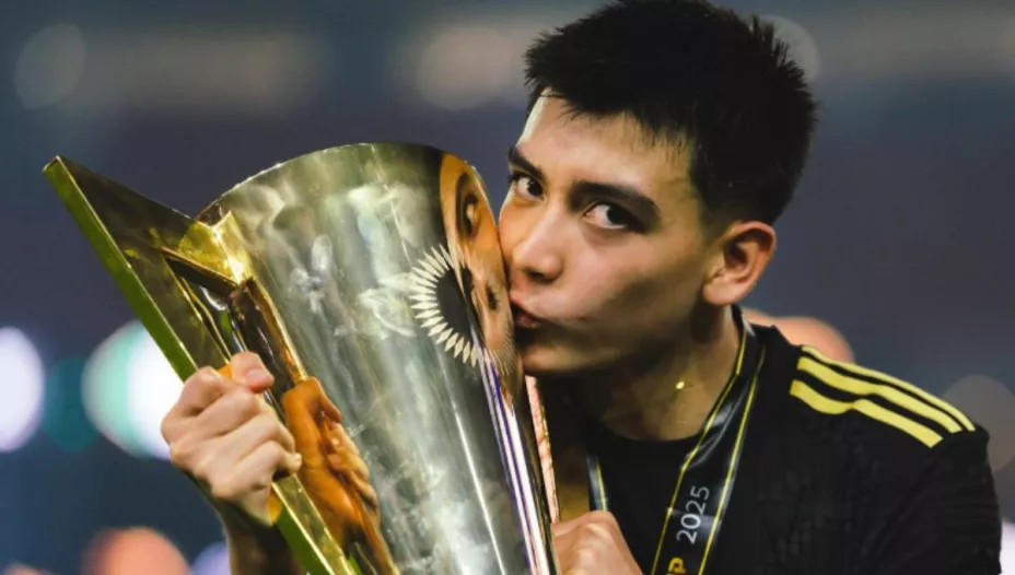 gilberto-mora-supera-goles-leyendas-futbol-16-anos-pb-notas