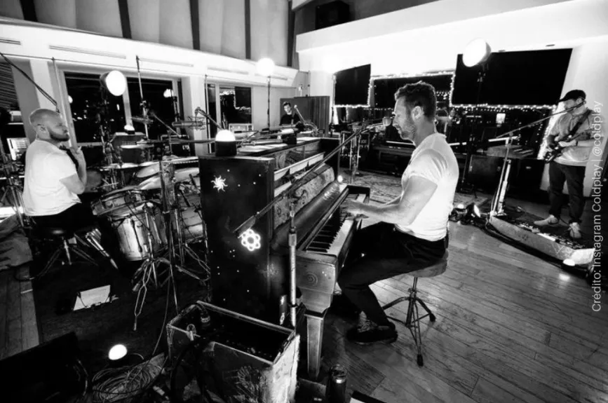 Coldplay acustico.jpg