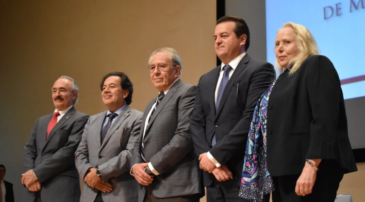 Toma posesión Luis Alonso Herrera Montalvo, como director general del Inmegen