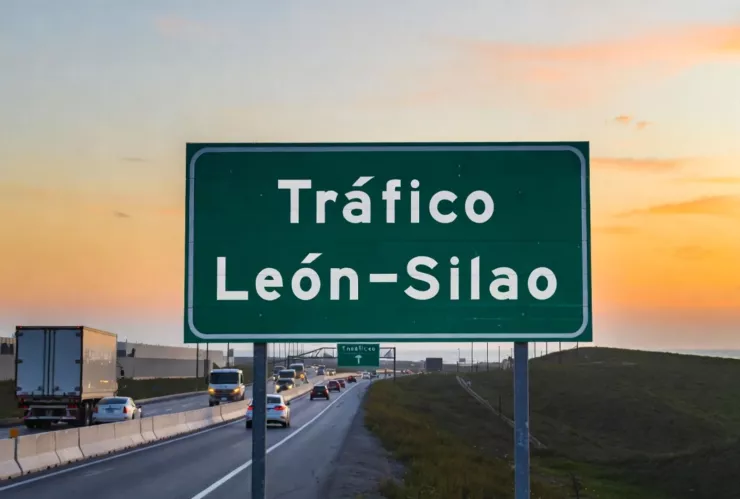 ¡Dos choques COLAPSAN la carretera León-Silao! ¿A qué alturas Así está el tráfico vehicular hoy 28 de enero.jpg