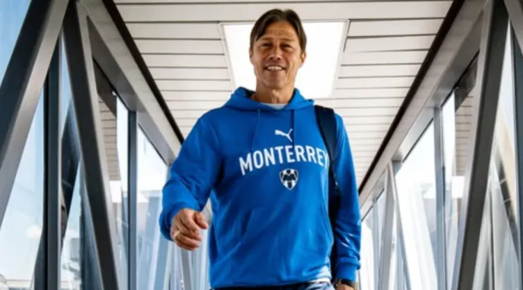 sancion-matias-almeyda-tras-pelearse-aficionado-leon