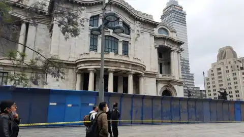 Blindan por manifestación
