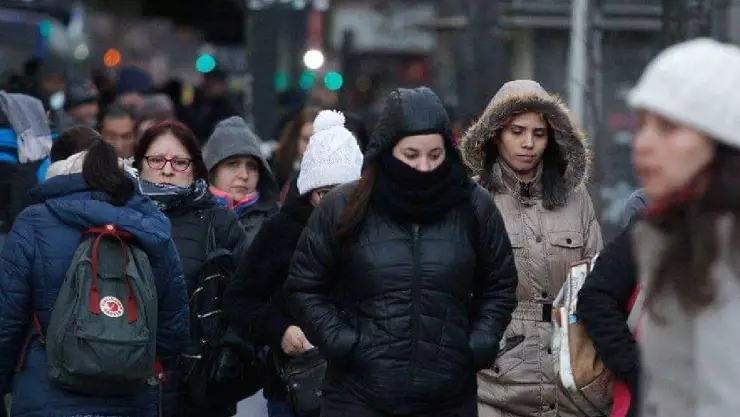 La cristalización térmica de la atmósfera es un fenómeno falso.