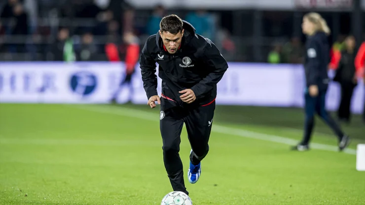 Santiago Giménez con el Feyenoord