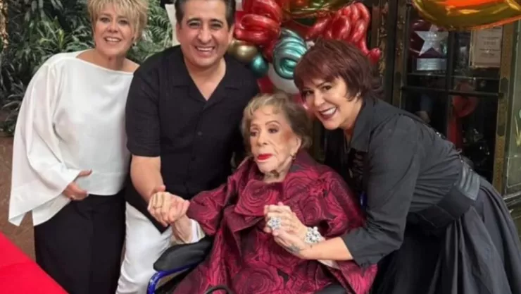 ¡ÚLTIMA HORA! Silvia Pinal es hospitalizada de emergencia