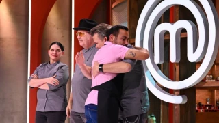 Luis Fernando Peña es el décimo eliminado de MasterChef Celebrity.