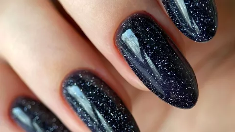 uñas negras galacticas