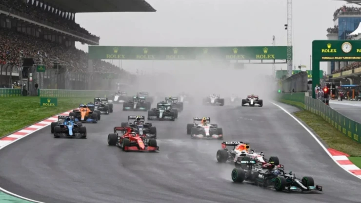 Piloto mexicano renuncia a McLaren y la Fórmula 1