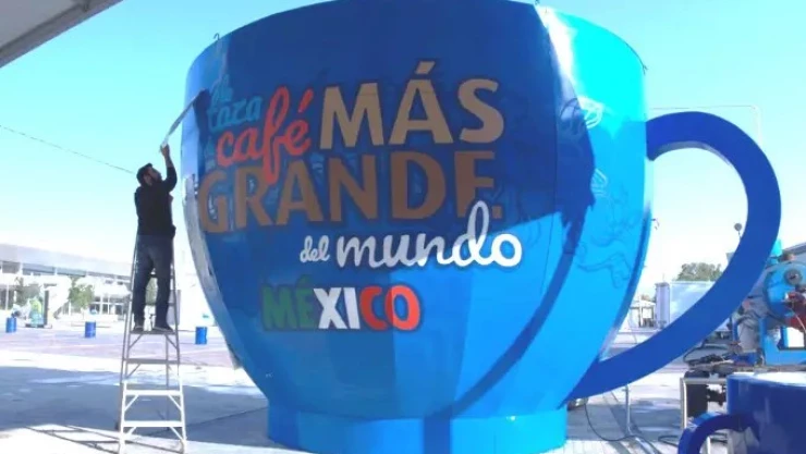 taza de café más grande del mundo en México