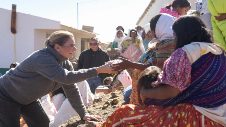 Gobierno de Chihuahua apoya a familias de Batopilas con 20 toneladas de alimentos