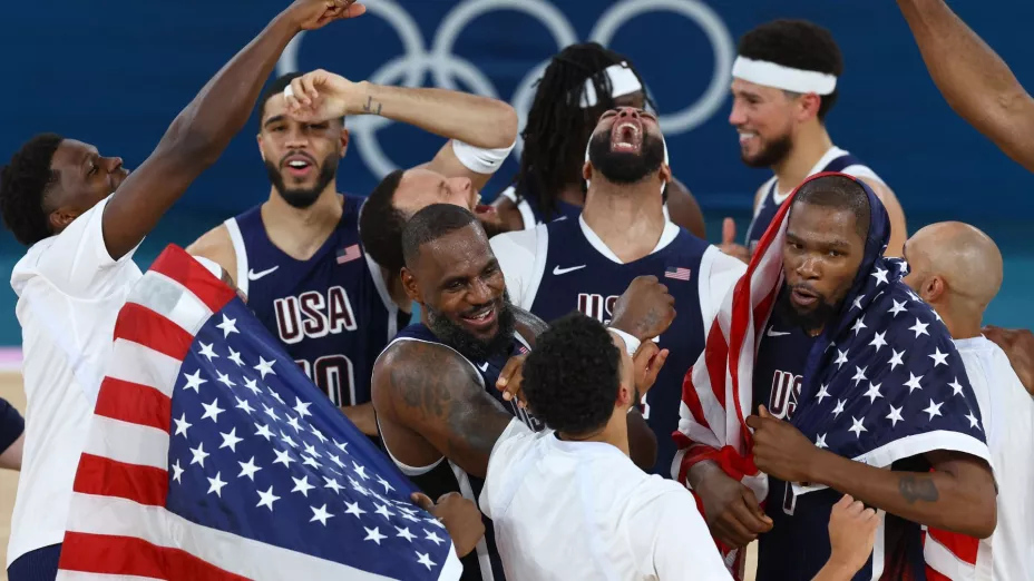 Estados Unidos derrotó a Francia en básquetbol