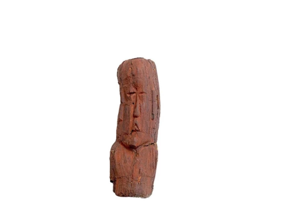 Busto olmeca de madera