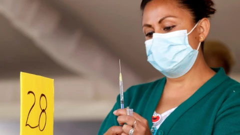 ¿Cuándo vacunarán a personas de 50 a 59 años en Ecatepec y Nezahualcóyotl?