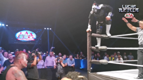 LA Park luchador mexicano 